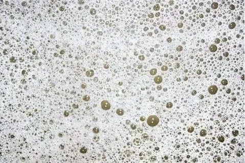 水性乳液產(chǎn)生大量泡沫？試試水性消泡劑
